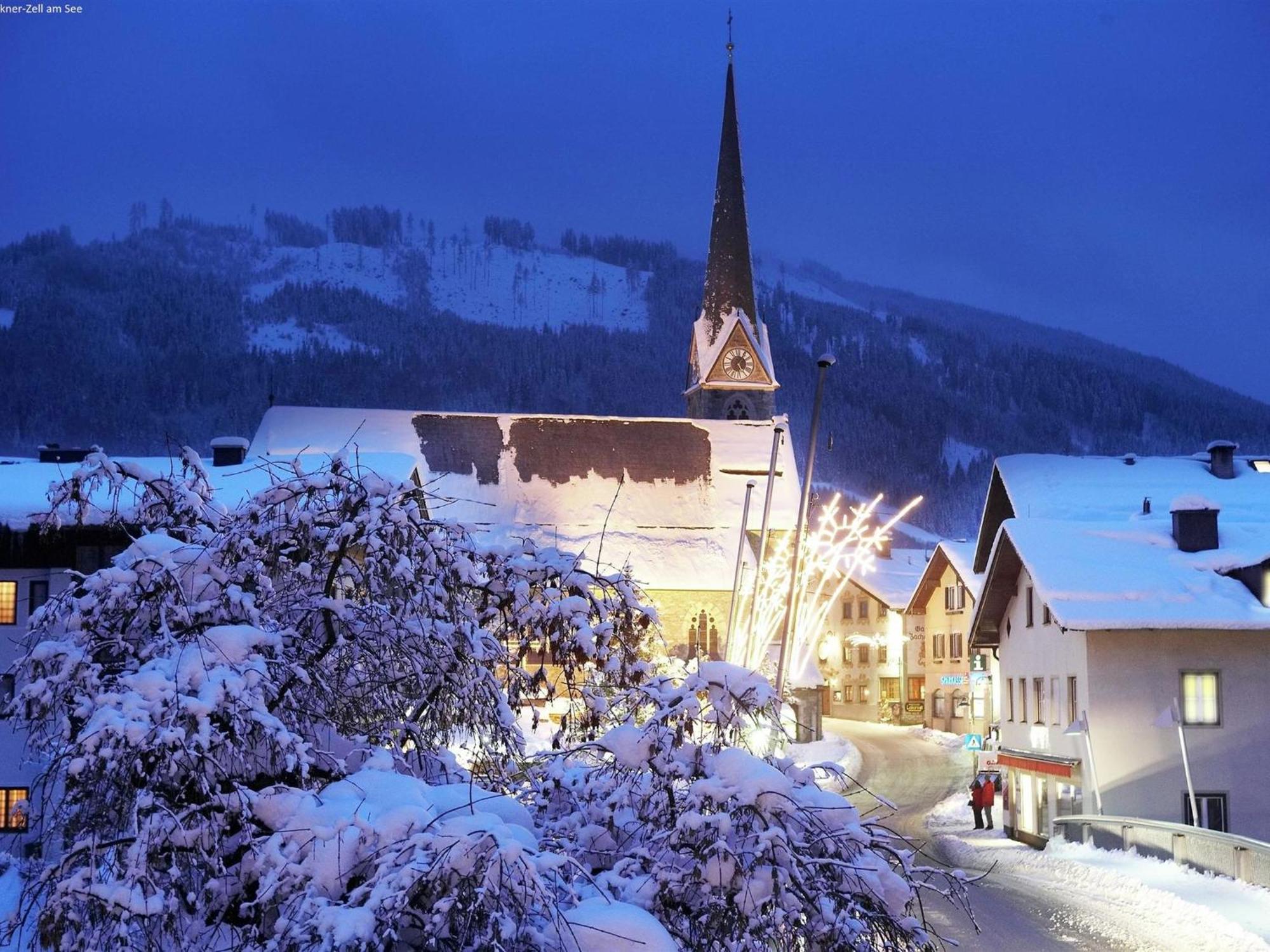 Villa Detached Chalet Close To The Ski Area Fusch an der Glocknerstraße Exterior foto
